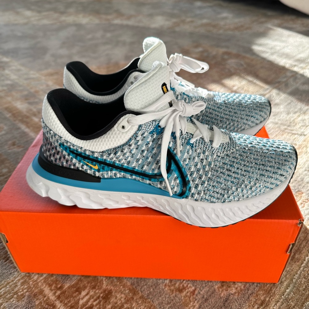 NWT Men’s Nike React Infinity Run FK 3 sneakers size 8.5, never worn.